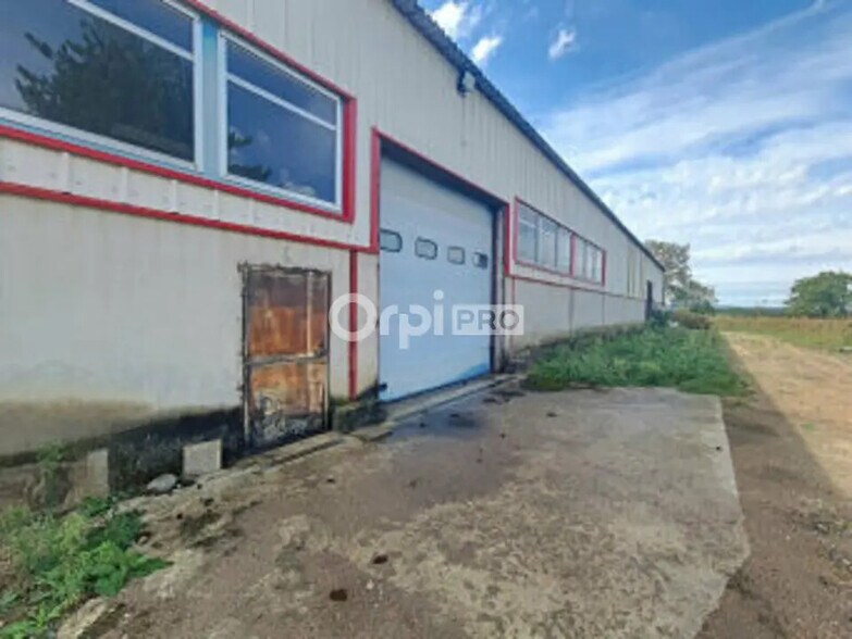 Local d’activités dans Domérat à louer - Photo de l’immeuble – Image 3 sur 7
