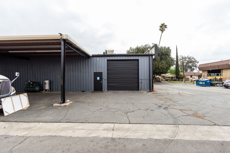 448 & 464 S Pershing Ave portefeuille de 2 biens à vendre sur LoopNet.fr - Photo de l’immeuble – Image 2 sur 28