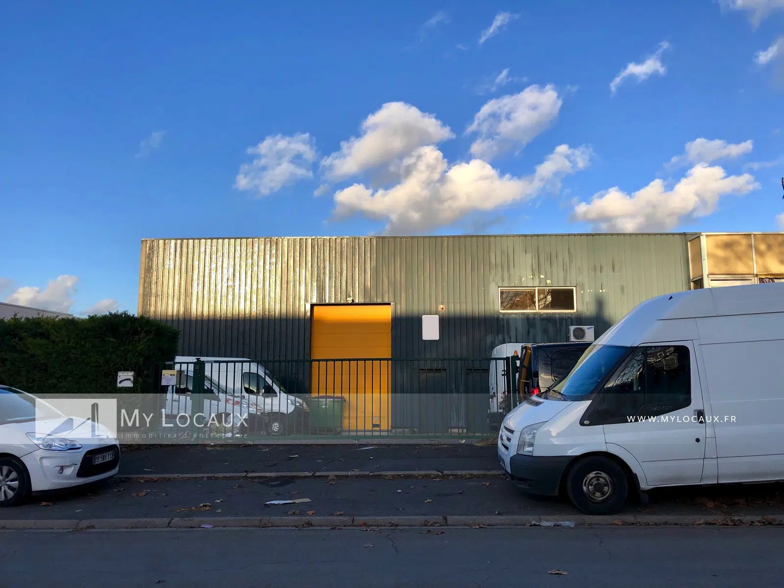 Local d’activités dans Bobigny à louer Photo de l’immeuble– Image 1 sur 7