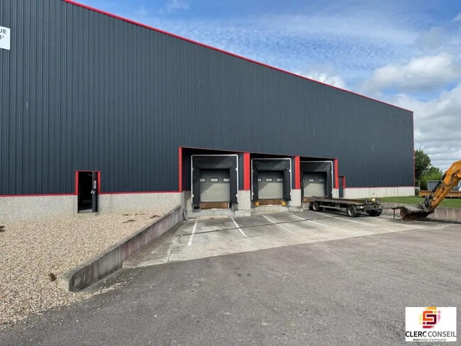 Plus de détails pour Local d'activités à louer