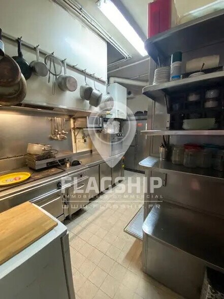 Local commercial dans Paris à louer - Photo intérieure – Image 3 sur 7