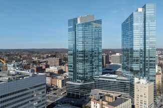 Plus de détails pour 7 Renaissance Sq, White Plains, NY - Bureau à louer