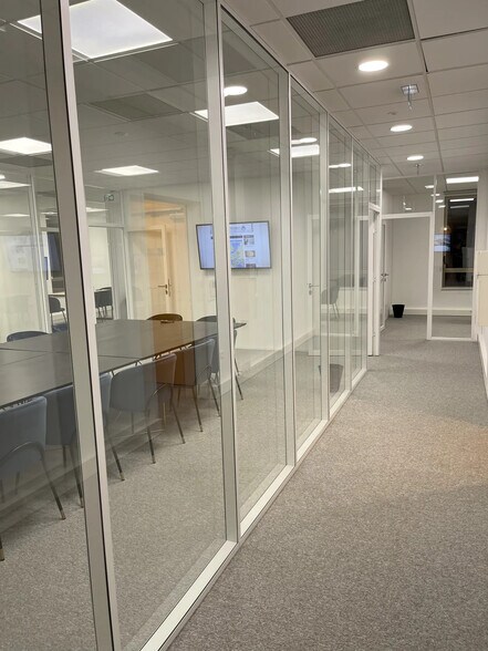 177 Allée Clémentine Deman, Lille à louer - Photo de l’immeuble – Image 3 sur 14