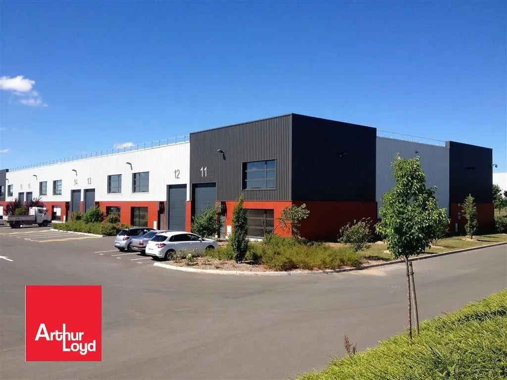 Local d’activités dans Gellainville à louer Photo de l’immeuble– Image 1 sur 2