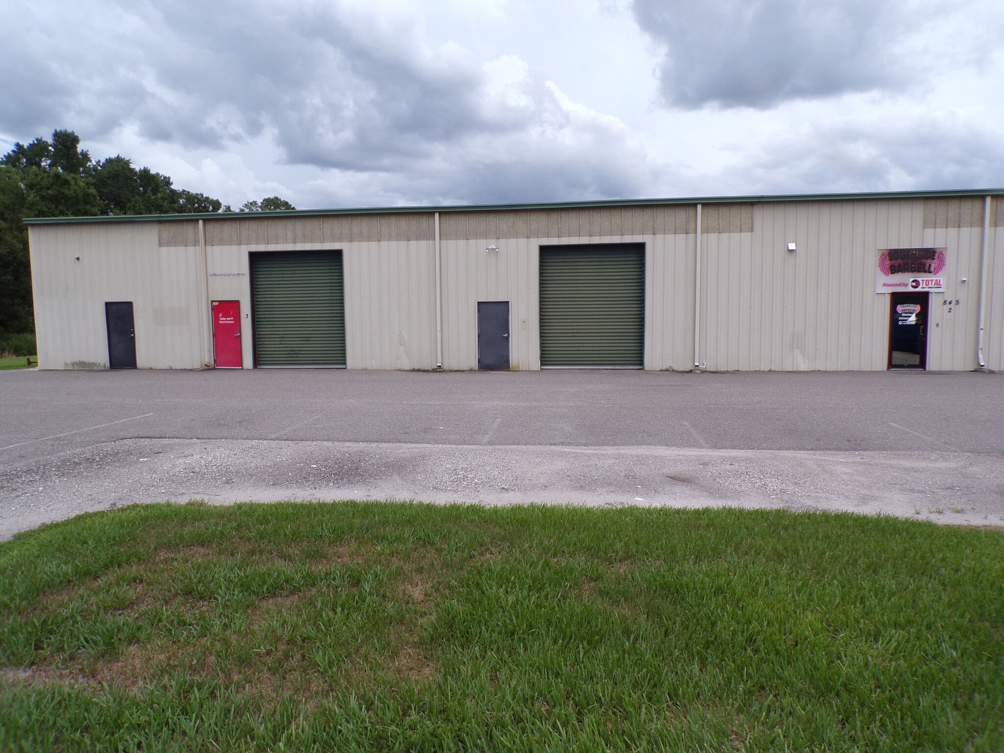 845 Creative Dr, Lakeland, FL à louer Photo de l’immeuble– Image 1 sur 12