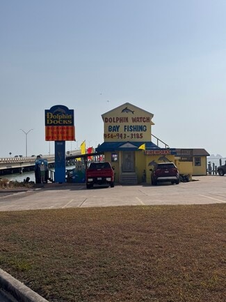 Plus de détails pour 510 E Queen Isabella Blvd, Port Isabel, TX - Local commercial à vendre