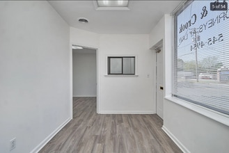 1205-1207 Bainbridge Blvd, Chesapeake, VA à louer Photo intérieure– Image 1 sur 9