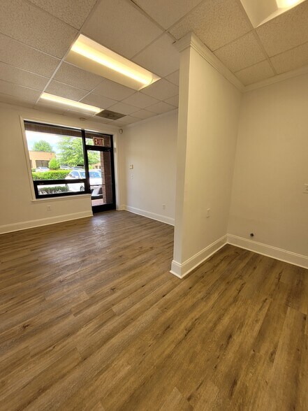 220 Westinghouse Blvd, Charlotte, NC à vendre - Photo intérieure – Image 2 sur 10