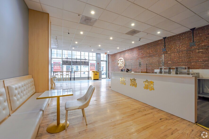 11-13 N Main St, Norwalk, CT à louer - Photo de l’immeuble – Image 3 sur 7