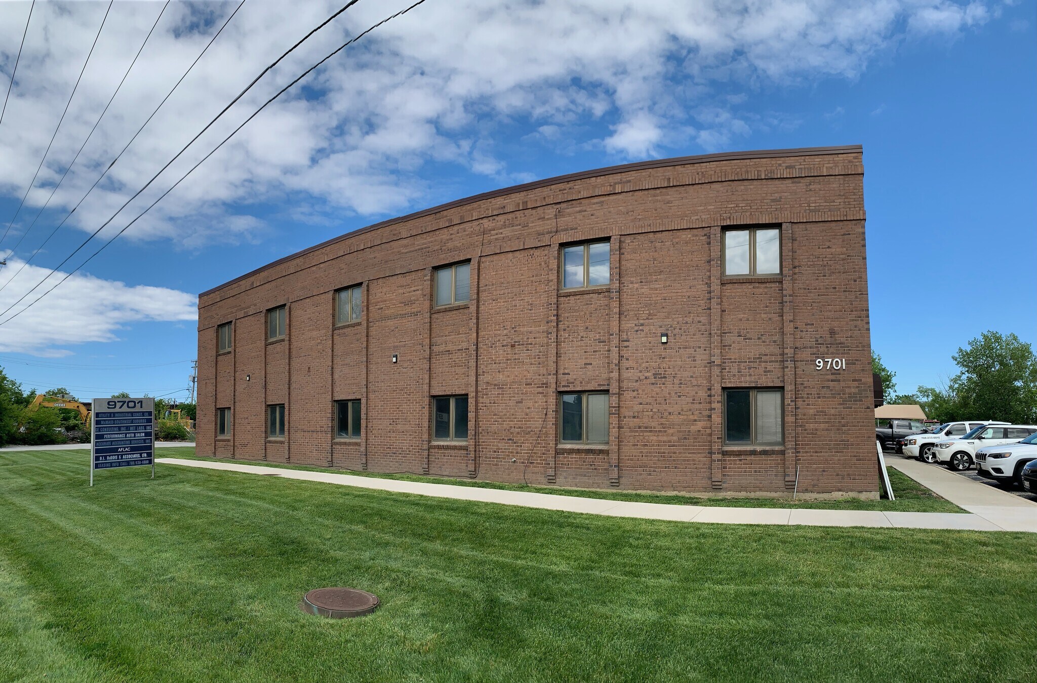 9701 S 78th Ave, Hickory Hills, IL à louer Photo principale– Image 1 sur 2