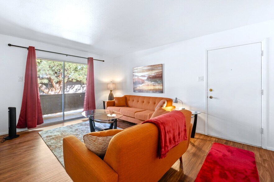 1601 Pennsylvania St NE, Albuquerque, NM à vendre - Photo de l’immeuble – Image 2 sur 28