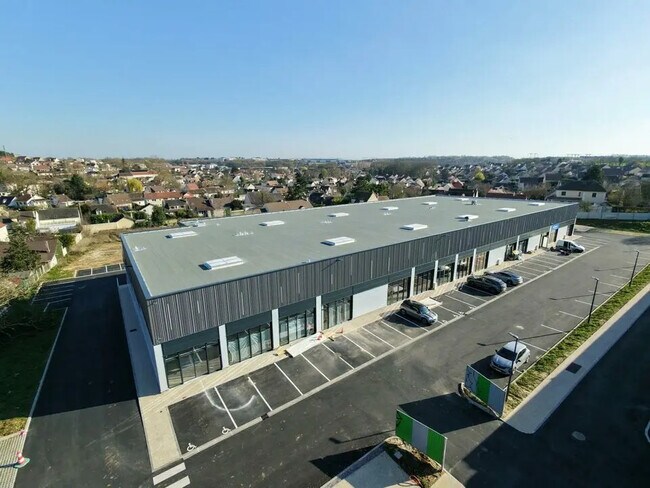 Plus de détails pour Local commercial à louer