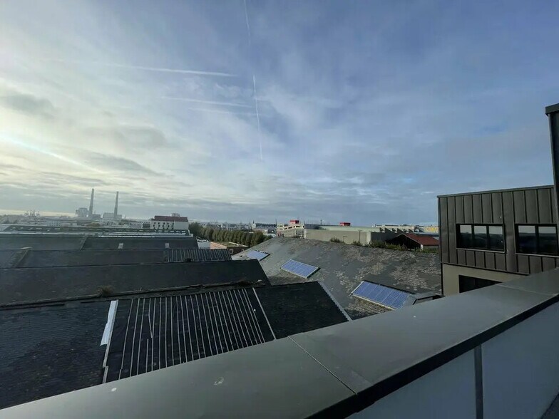 Bureau dans Le Havre à vendre - Photo de l’immeuble – Image 2 sur 7