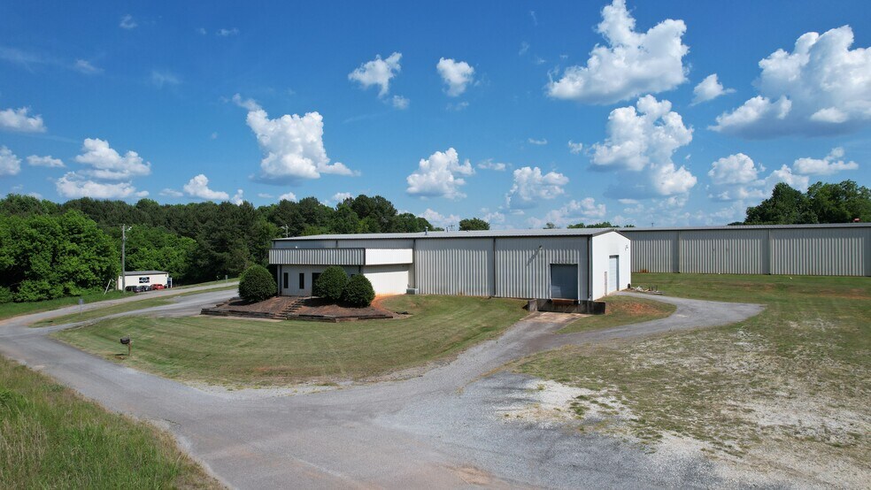 143 Caggiano Dr, Gaffney, SC à louer - Photo de l’immeuble – Image 3 sur 12