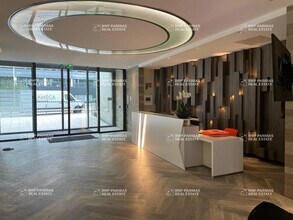 Bureau dans Lyon à louer Photo de l’immeuble– Image 2 sur 15