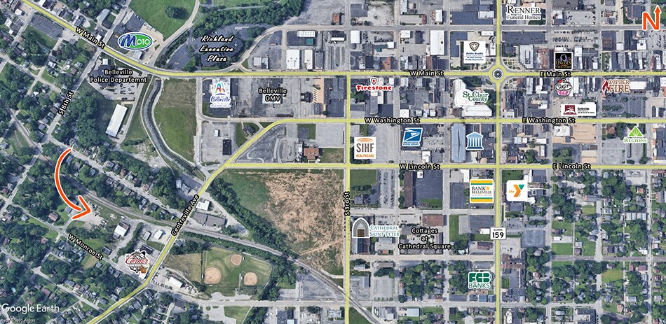 7 Monroe St, Belleville, IL à louer - Photo de l’immeuble – Image 2 sur 2