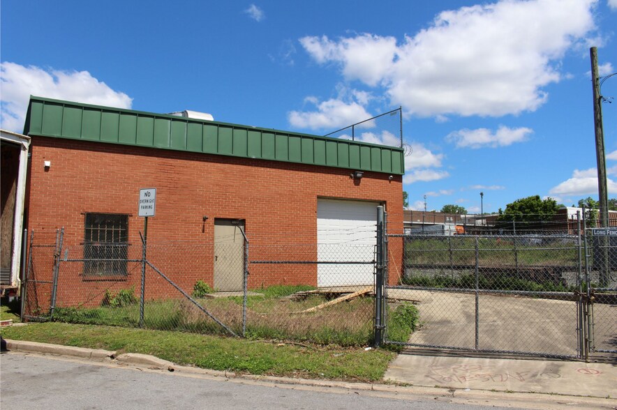 5102-5124 Frolich Ln, Hyattsville, MD à vendre - Photo de l’immeuble – Image 2 sur 4