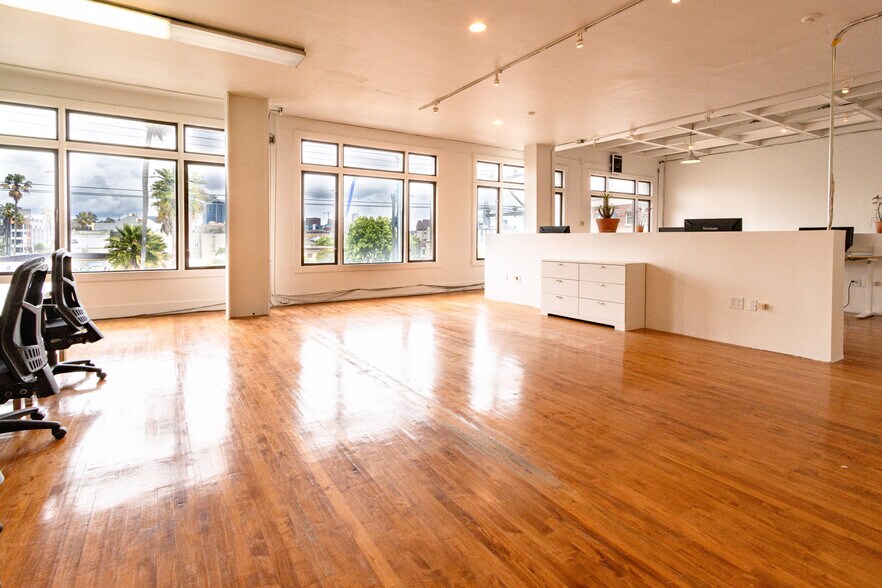 2001-2017 Mission St, San Francisco, CA à louer - Photo de l’immeuble – Image 3 sur 12