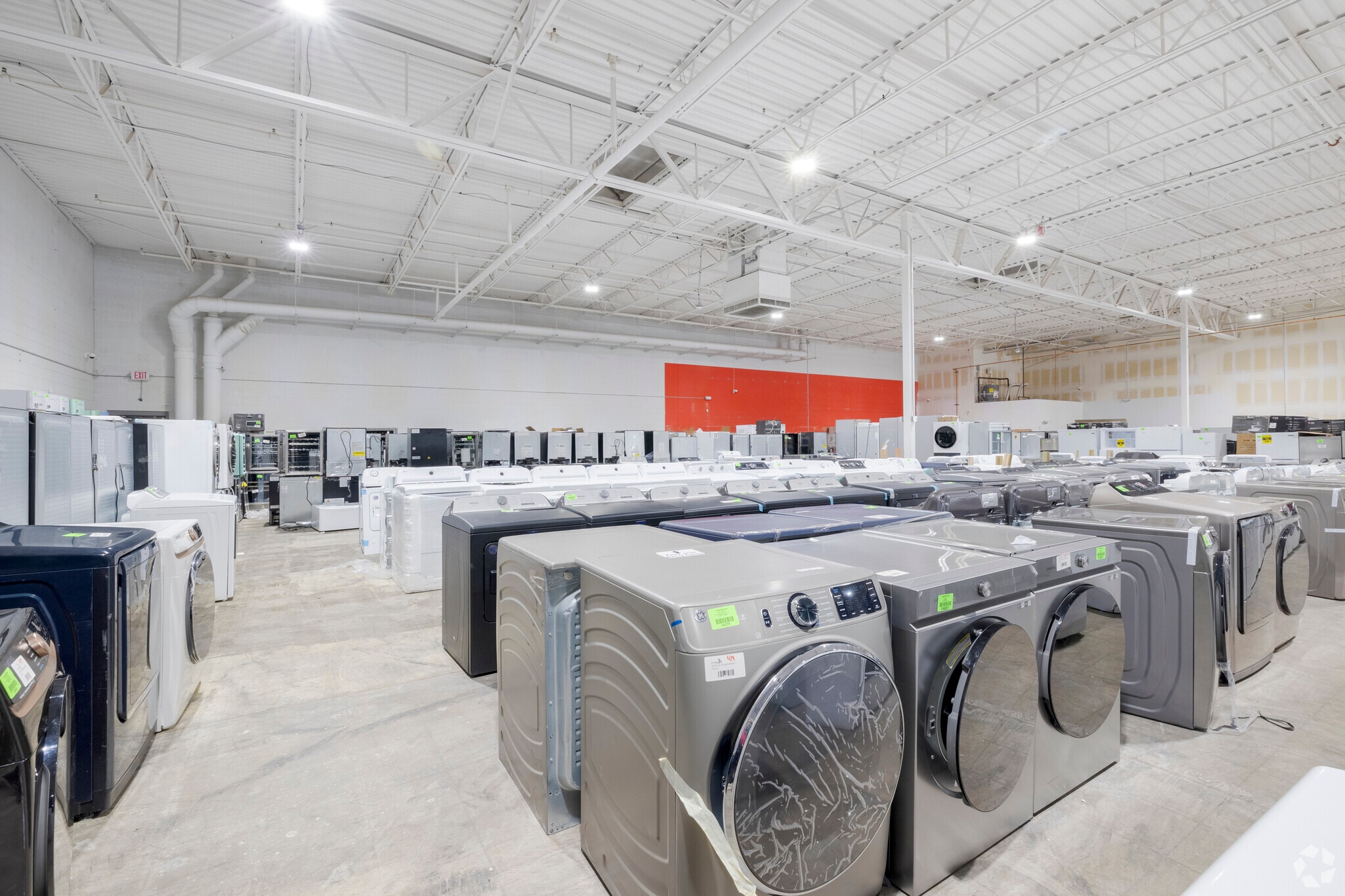 4645 E Broadway Rd, Phoenix, AZ à louer Photo intérieure– Image 1 sur 3