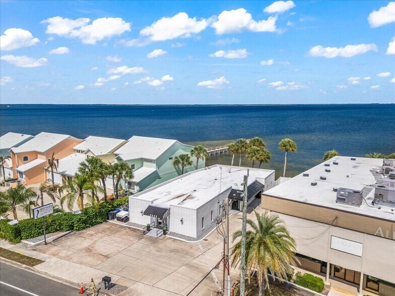 2225 S Washington Ave, Titusville, FL à vendre - Photo de l’immeuble – Image 3 sur 38
