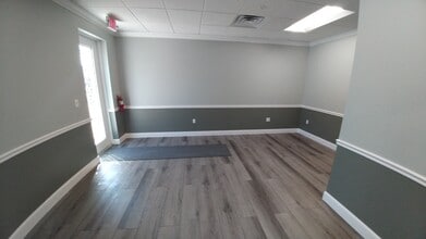 4419-4429 Park Blvd, Pinellas Park, FL à louer Photo de l’immeuble– Image 2 sur 9