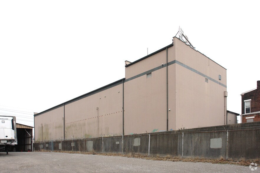 617 E Washington St, Louisville, KY à louer - Photo de l’immeuble – Image 2 sur 3
