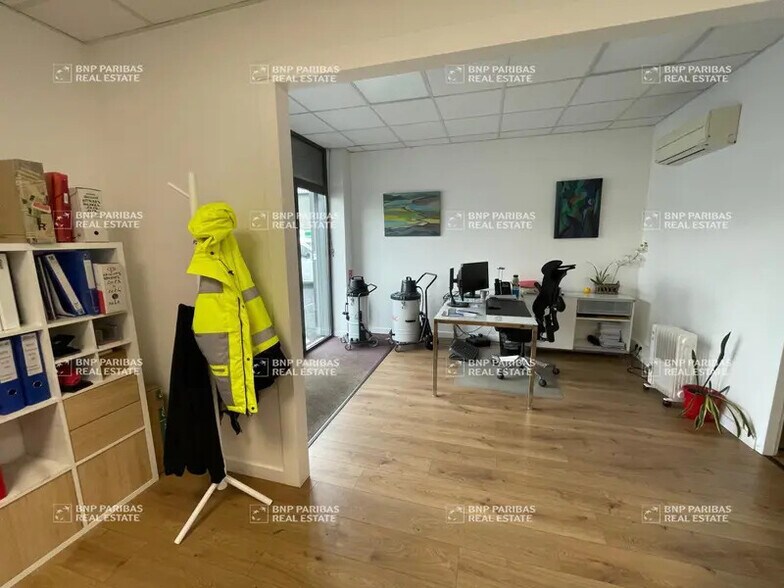 Local d’activités dans Montrabé à louer - Photo de l’immeuble – Image 3 sur 27