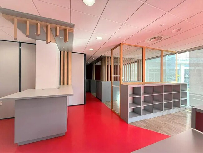 Plus de détails pour Local commercial à louer