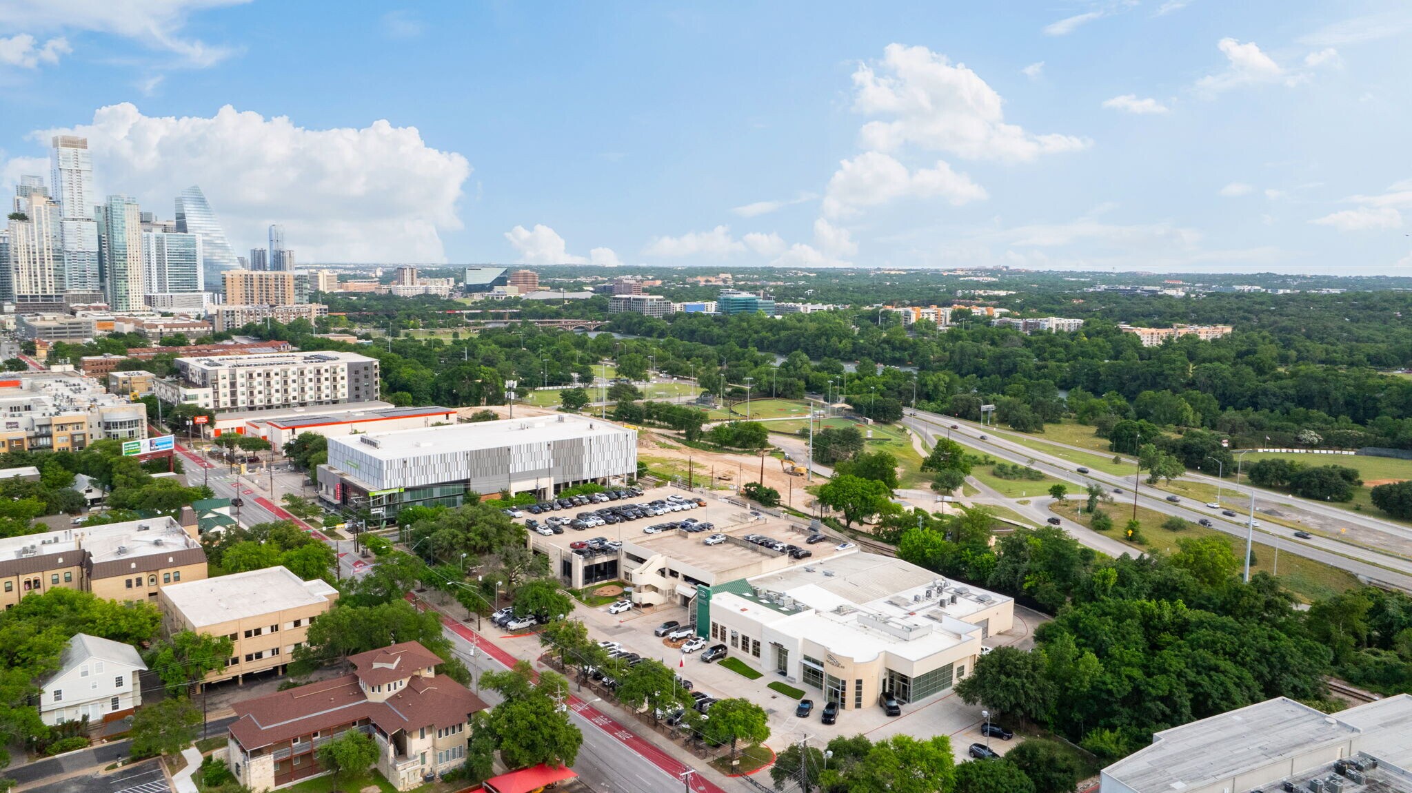 1515 W 5th St, Austin, TX à vendre Photo de l’immeuble– Image 1 sur 15