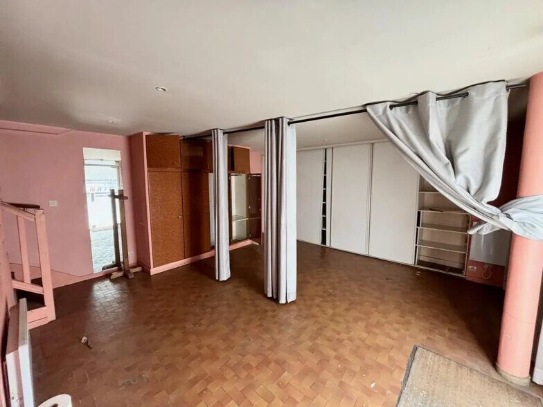 Local commercial dans Paris à louer - Photo intérieure – Image 3 sur 8