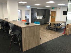 1-5 Riverview Ct, Wetherby à louer Photo intérieure– Image 2 sur 5