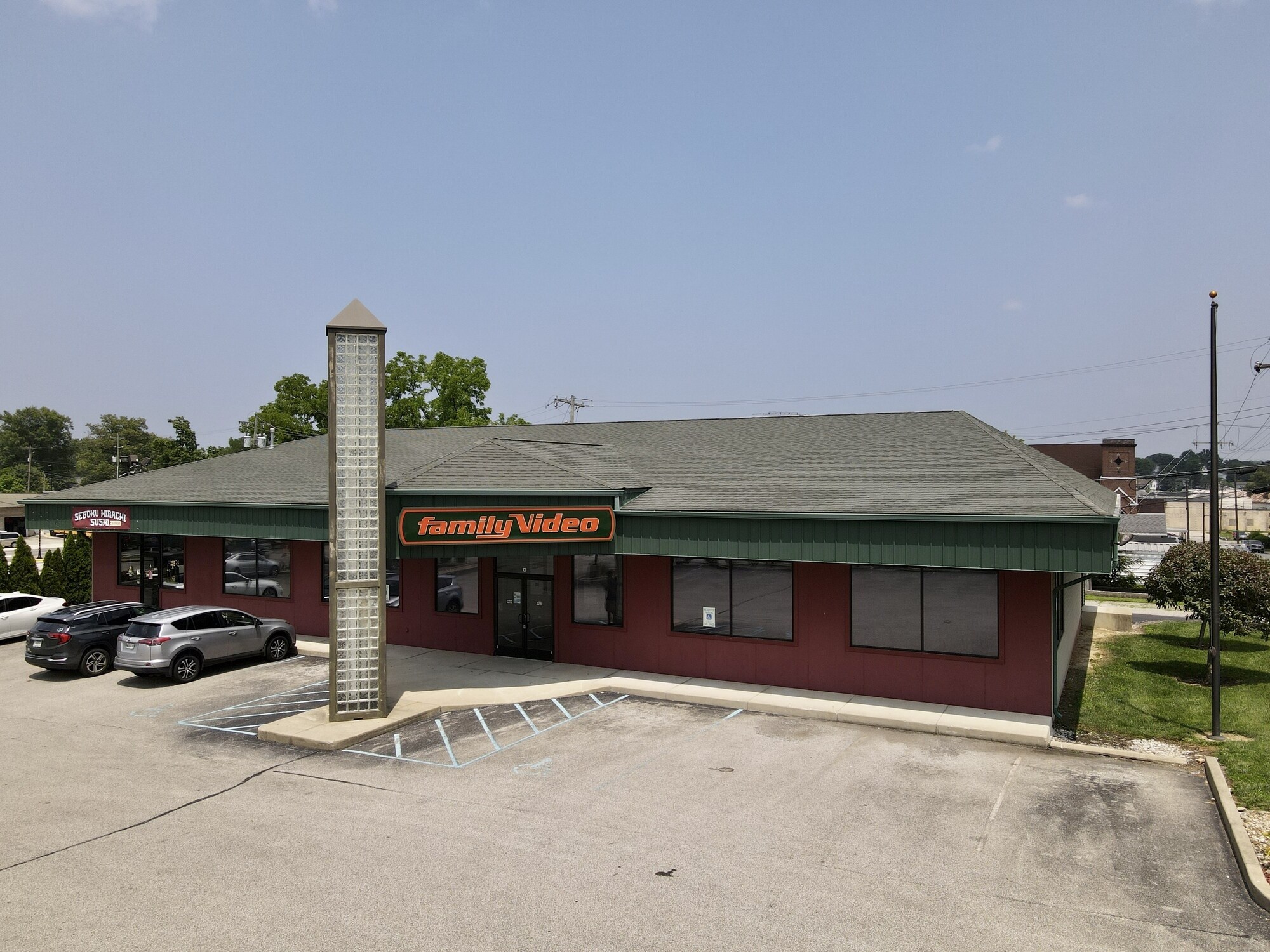 6 S State St, North Vernon, IN à louer Photo de l’immeuble– Image 1 sur 7