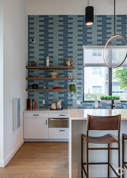 1601 N Dixie Hwy, Lake Worth, FL à louer - Photo intérieure – Image 3 sur 25