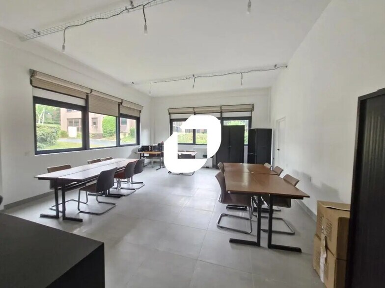 8 Allée Hendrik Lorentz, Champs-sur-Marne à louer - Photo intérieure – Image 3 sur 10