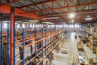 Plus de détails pour 1280 Boul Jules-Poitras, Montréal, QC - Bureau, Industriel/Logistique à louer