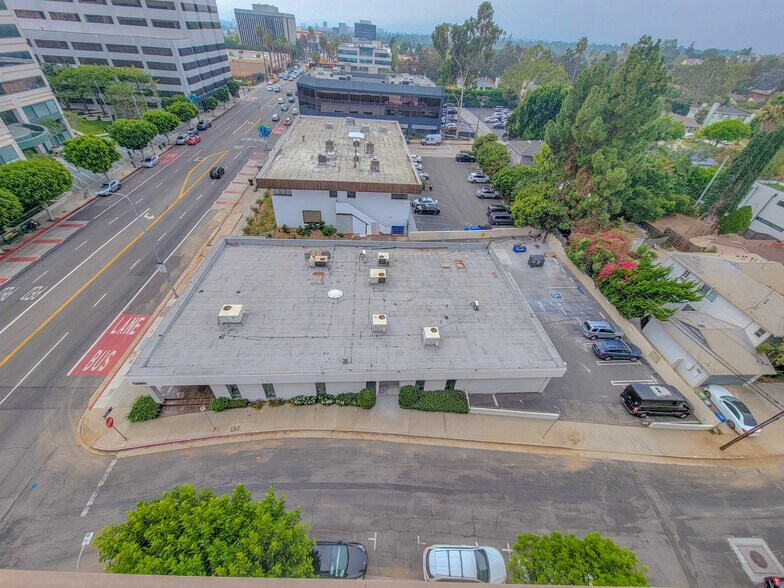 12353 Wilshire Blvd, Los Angeles, CA à louer - Aérien – Image 2 sur 9