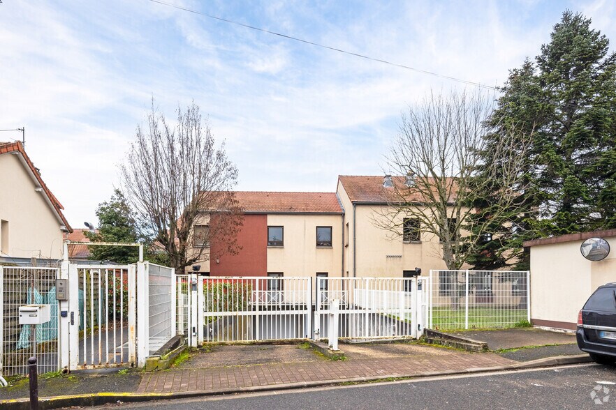 25 Rue Ferber, Montmorency à louer - Photo principale – Image 1 sur 16