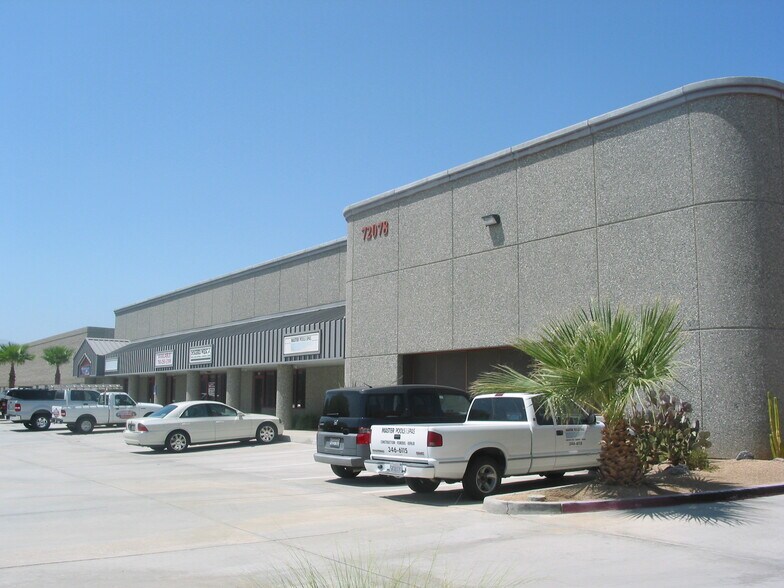 72078 Corporate Way, Thousand Palms, CA à louer - Photo de l’immeuble – Image 2 sur 10