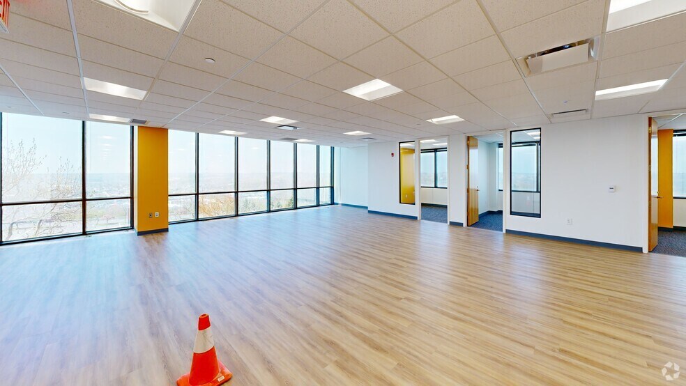 730 Holiday Dr, Pittsburgh, PA à louer - Numérisation 3D Matterport – Image 2 sur 74