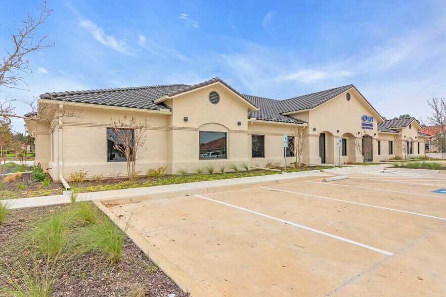 171 W Southlake Blvd, Southlake, TX à louer - Photo de l’immeuble – Image 3 sur 17