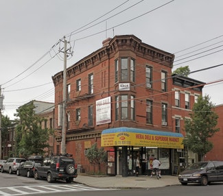 Plus de détails pour 131 Pioneer St, Brooklyn, NY - Local commercial à louer