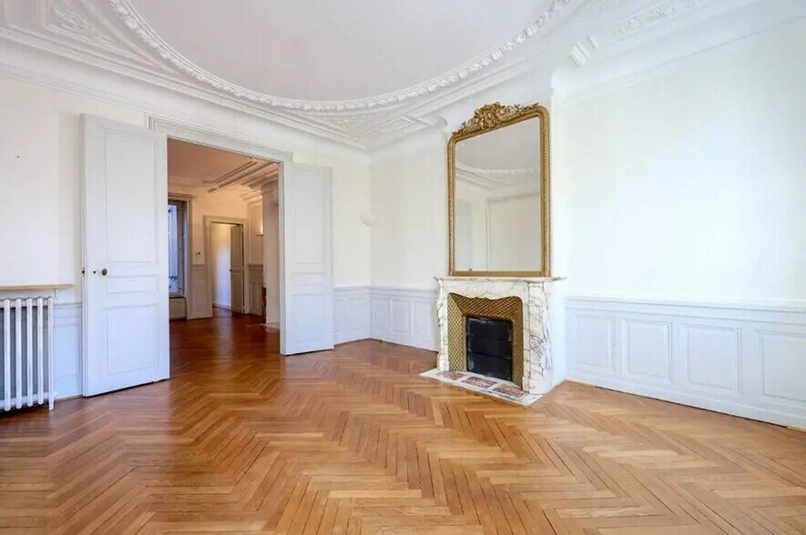 Bureau dans Paris à louer - Photo de l’immeuble – Image 1 sur 9