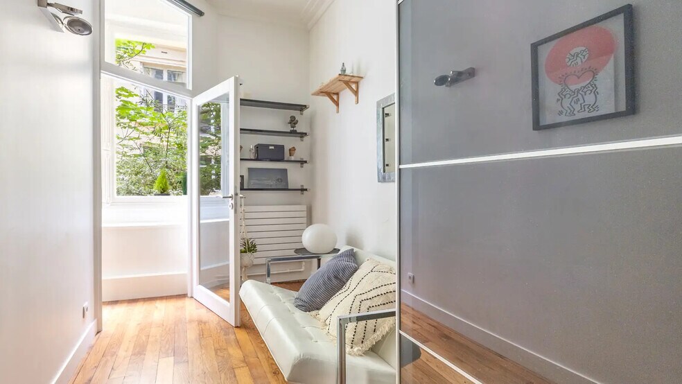 Bureau dans Paris à vendre - Photo de l’immeuble – Image 3 sur 9