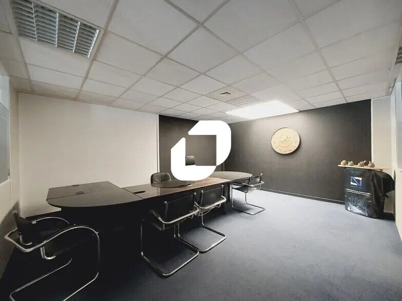 Bureau dans Mauguio à louer - Photo intérieure – Image 2 sur 9