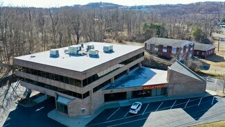 Plus de détails pour 108 Mill Plain Rd, Danbury, CT - Bureau, Local commercial à louer