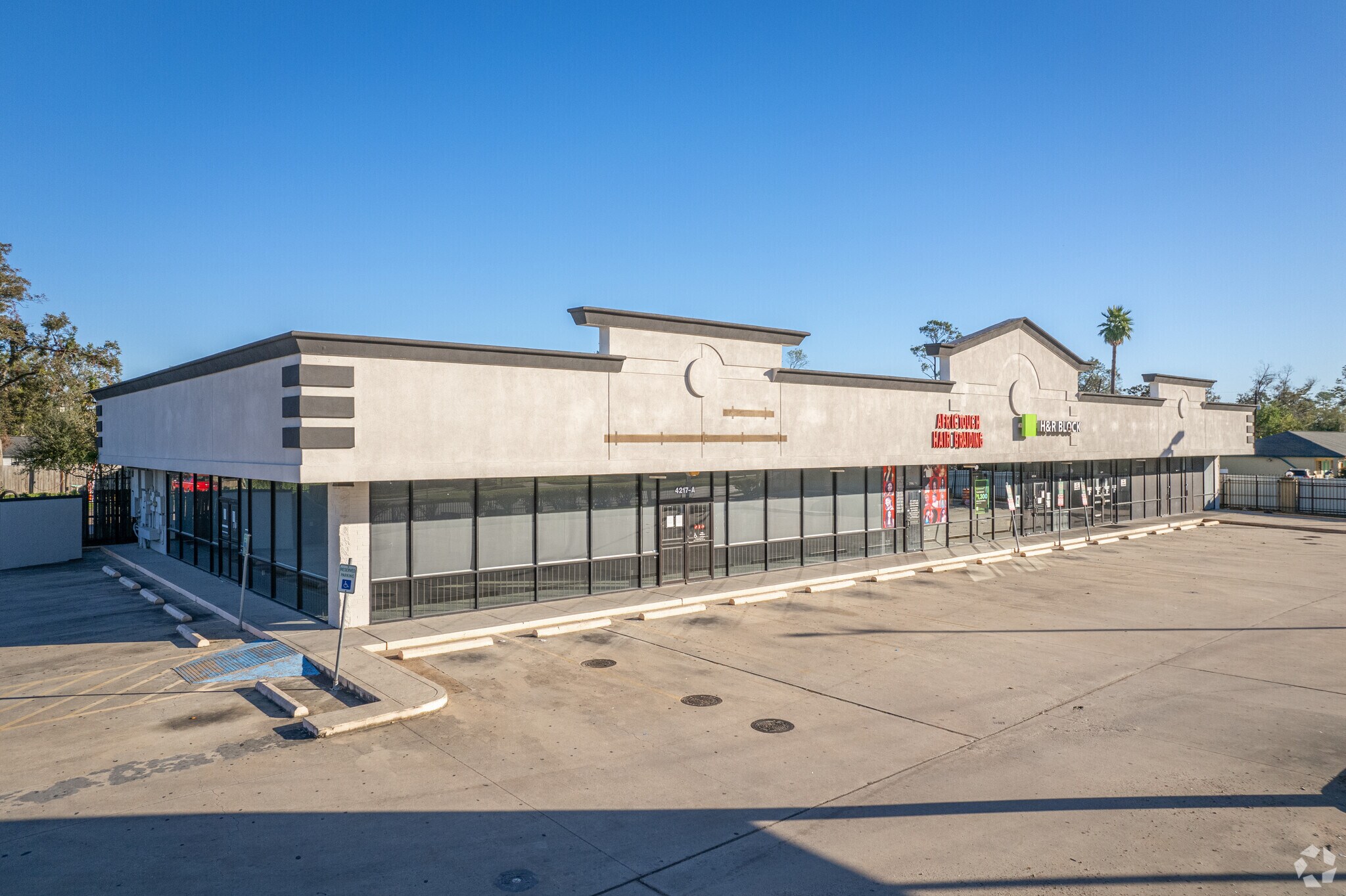 4217 Tidwell Rd, Houston, TX à louer Photo principale– Image 1 sur 10