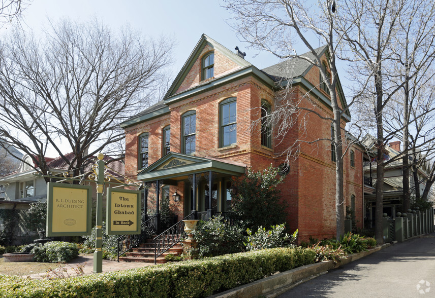 2723 Routh St, Dallas, TX à louer - Photo de l’immeuble – Image 3 sur 5