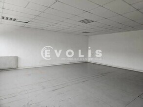 Local d’activités dans Villebon-sur-Yvette à louer Photo intérieure– Image 1 sur 5