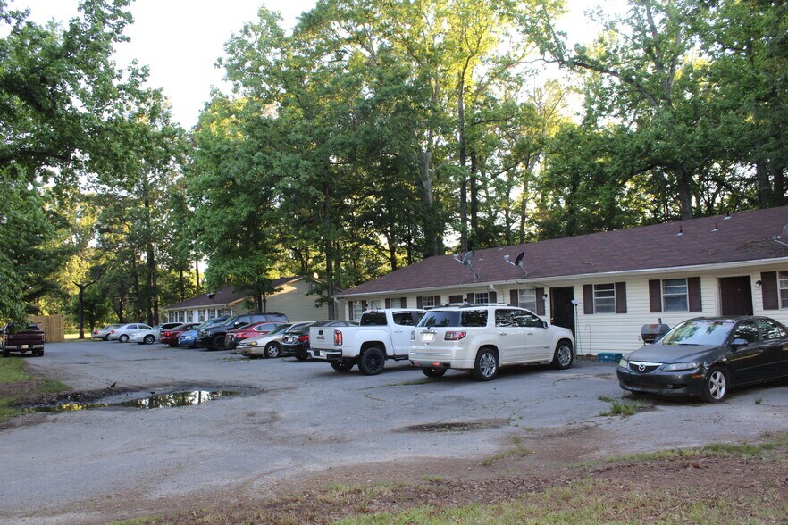 1600 Lane St, Pine Bluff, AR à vendre - Photo de l’immeuble – Image 2 sur 9