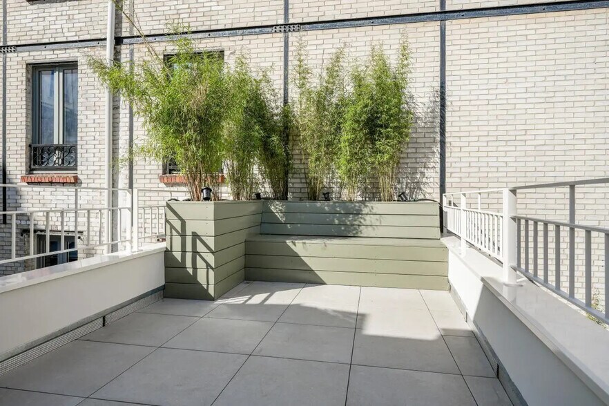 Bureau dans Paris à louer - Photo de l’immeuble – Image 1 sur 17